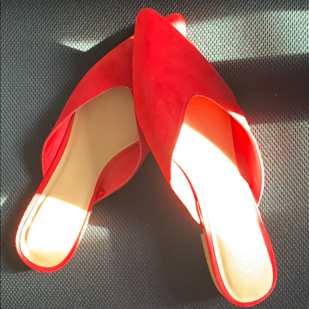 Red pointy toe flats